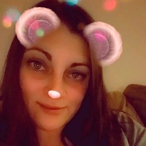 Meet your Posher, Jillian